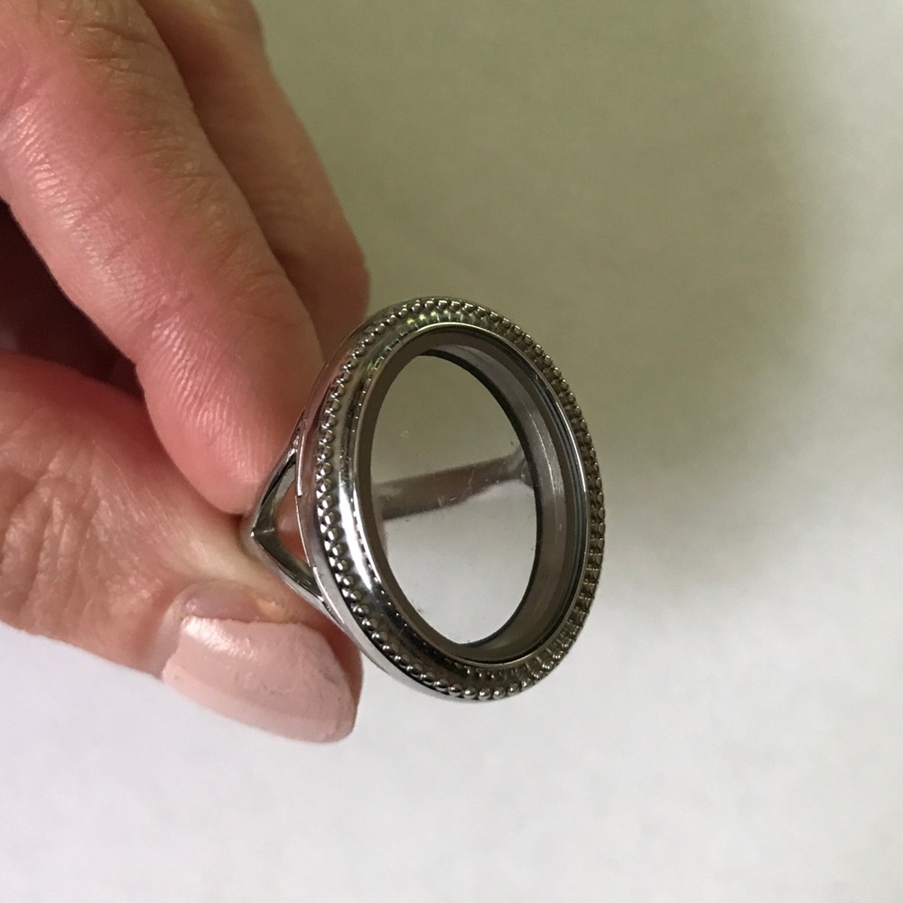 Origami Owl Size 6 Locket Ring
